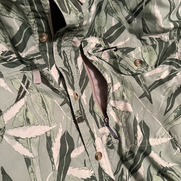 Patagonia mens xl Fishing shirt - Picture 2 of 12